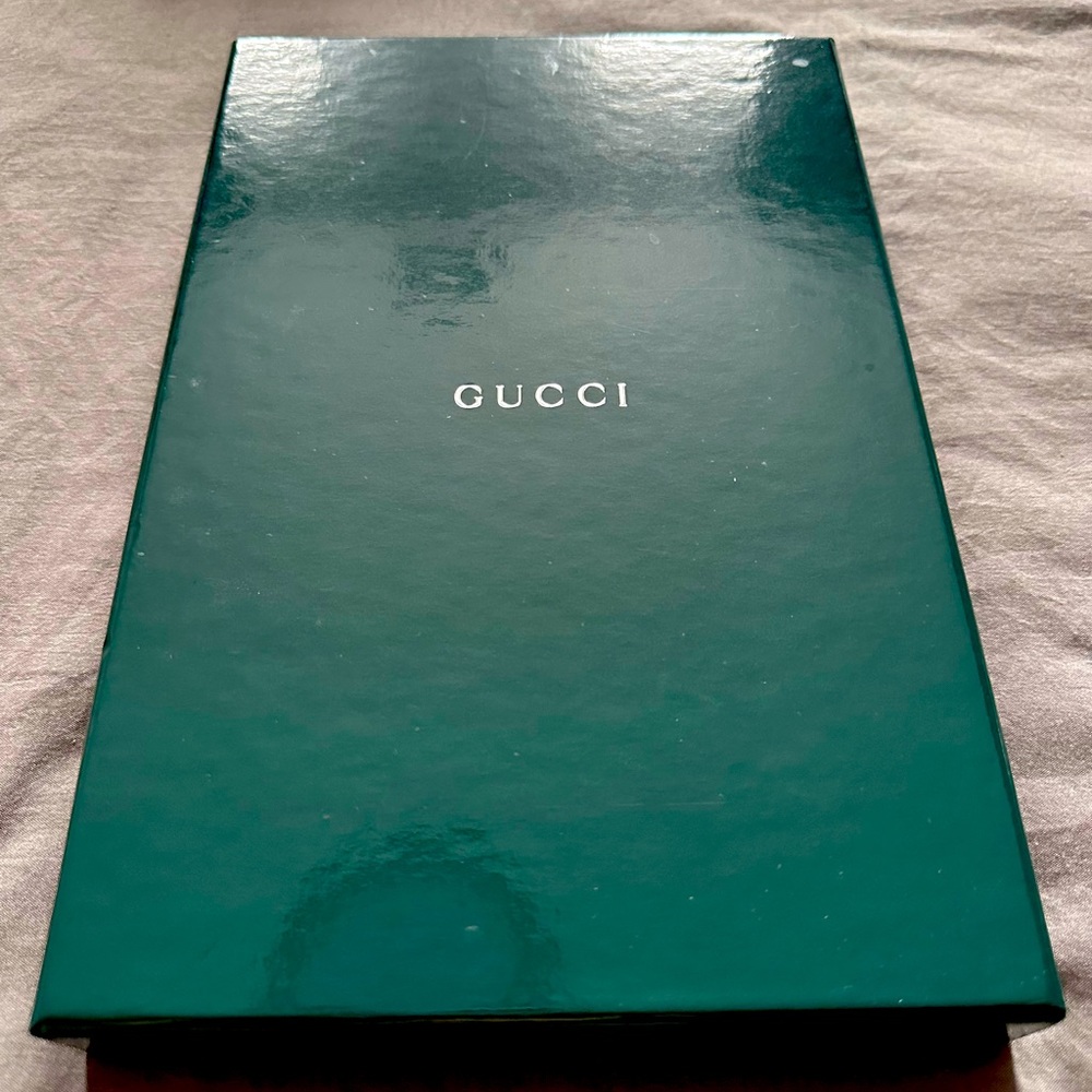 Authentic Gucci notebook and post cards